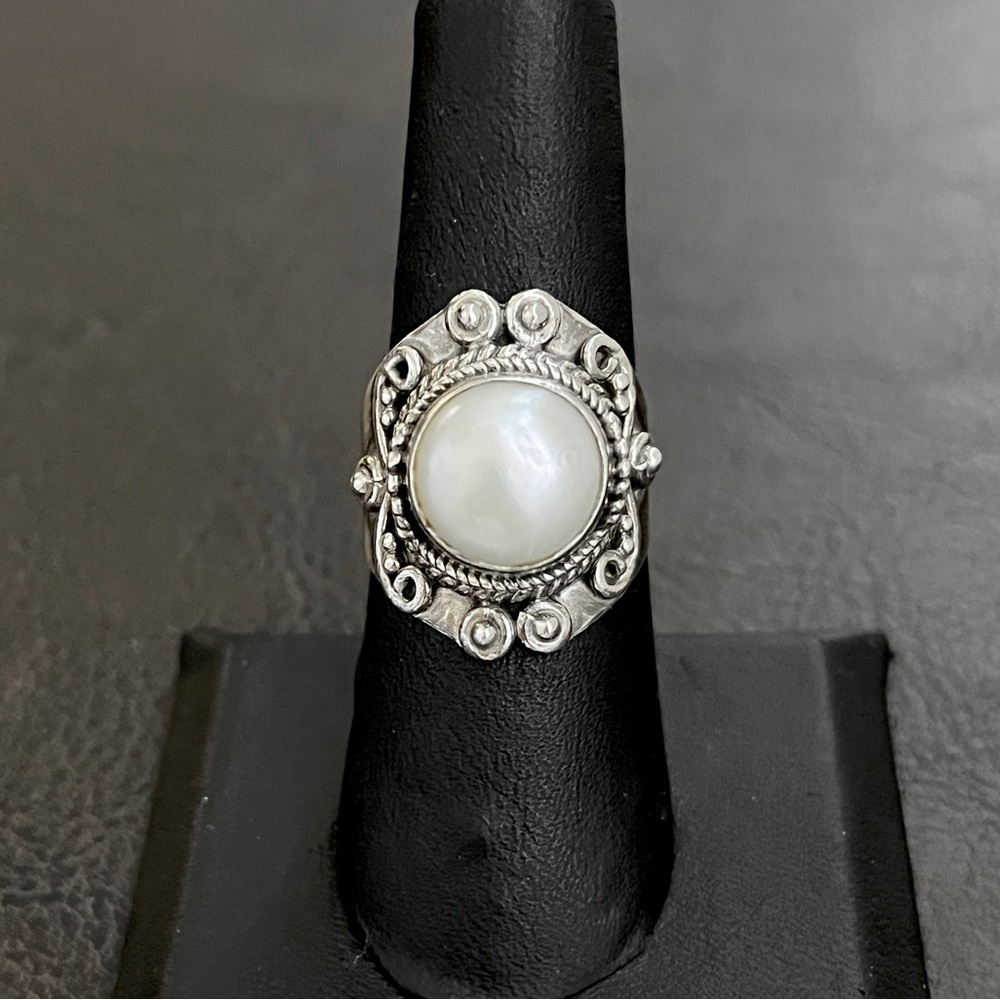 Vintage sterling silver genuine pearl statement ring Size 7.25 - Picture 6 of 12